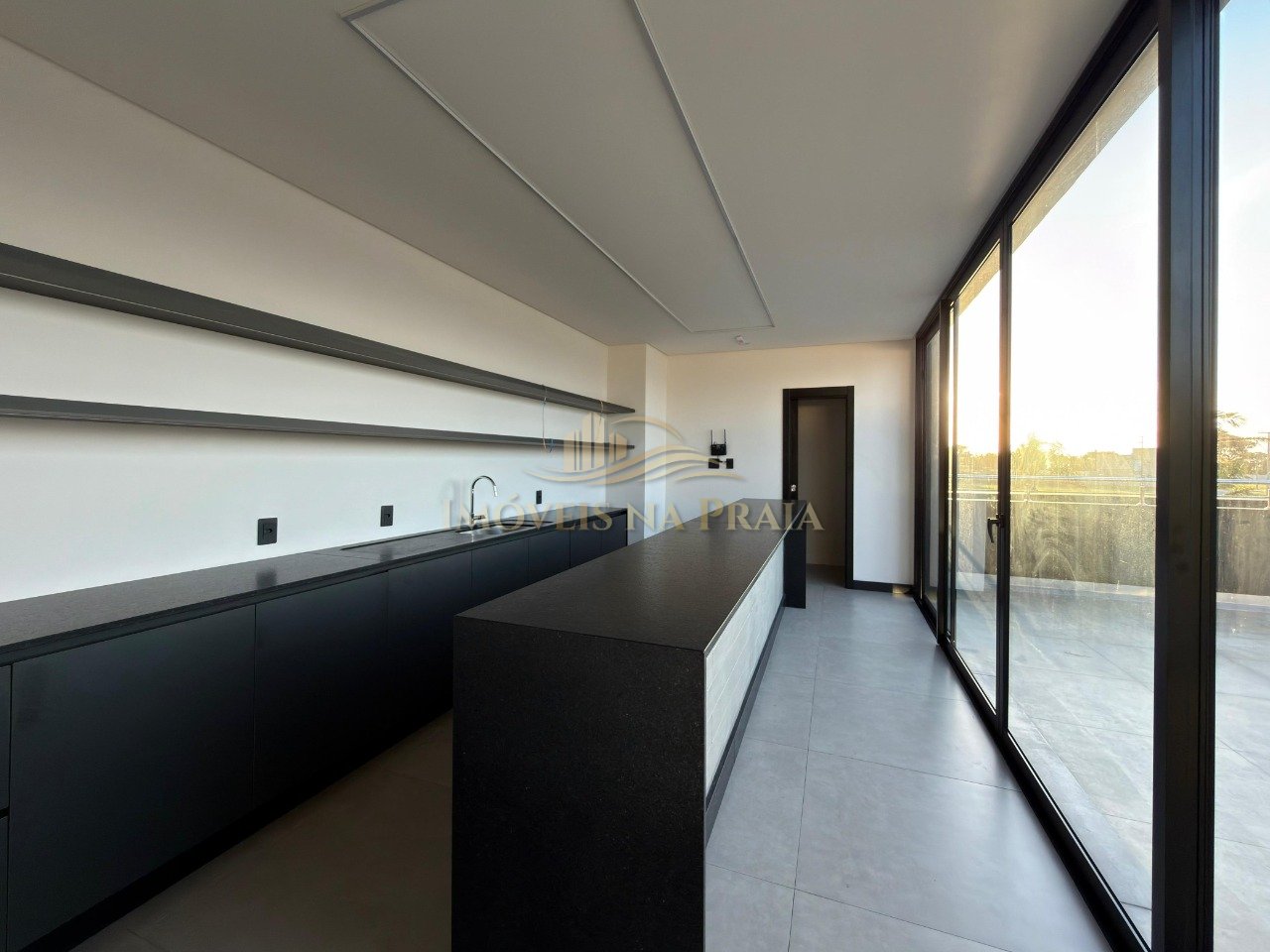 Foto 17 — Allure Beach Condo
