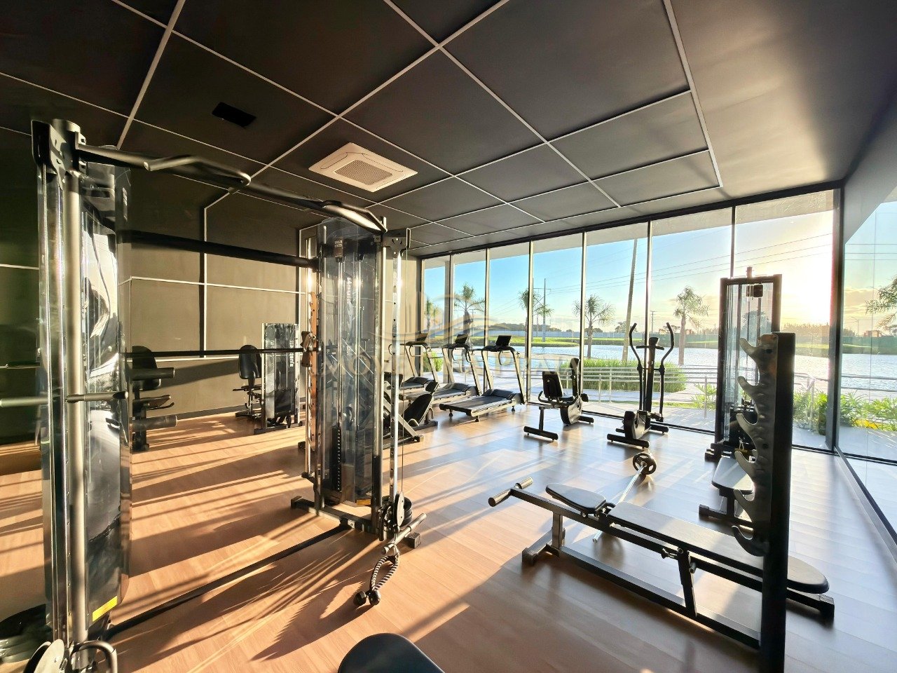 Foto 12 — Allure Beach Condo