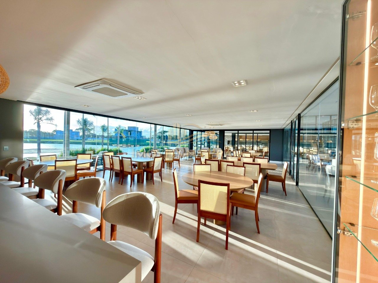 Foto 6 — Allure Beach Condo