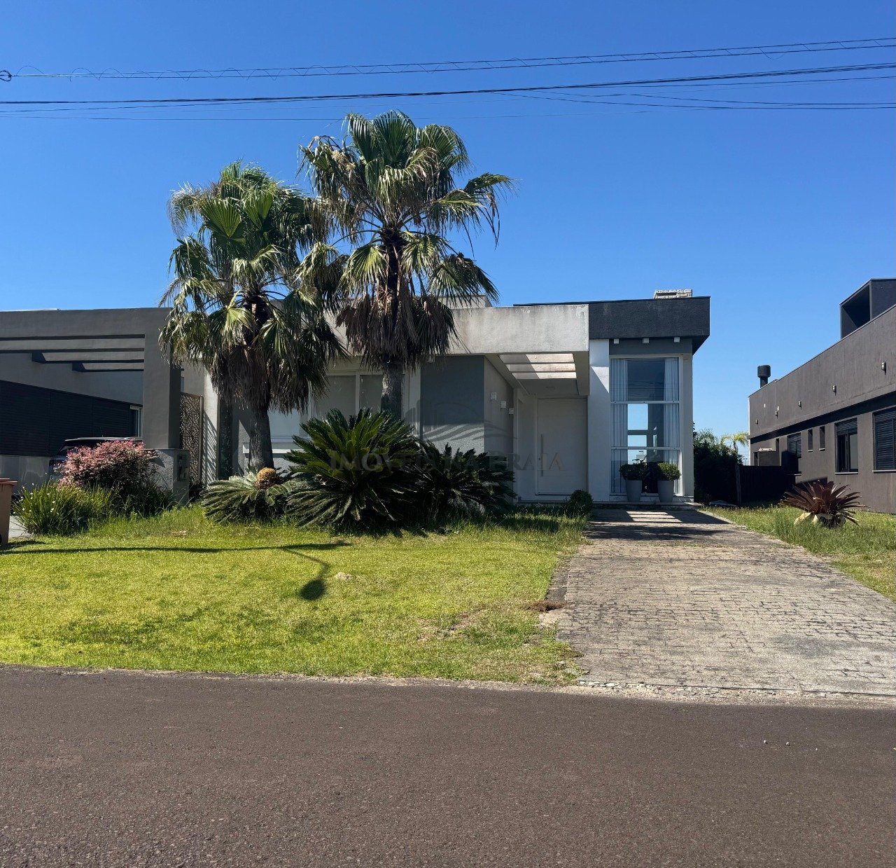 Casa em condomínio no Riviera Xangri-Lá.