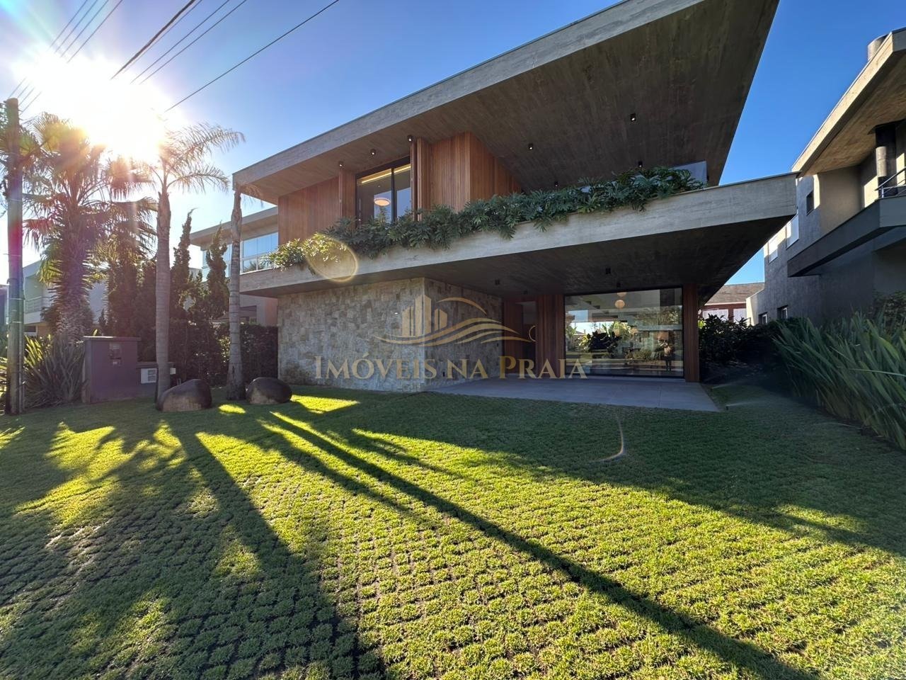 Foto 2 — Casa em Condomínio no La Plage.