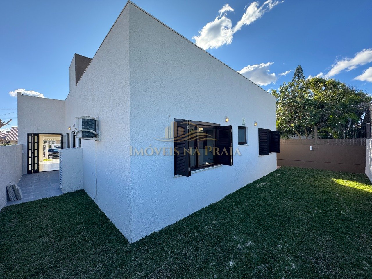 Foto 5 — Casa 3 Dormitórios em Noiva do Mar.