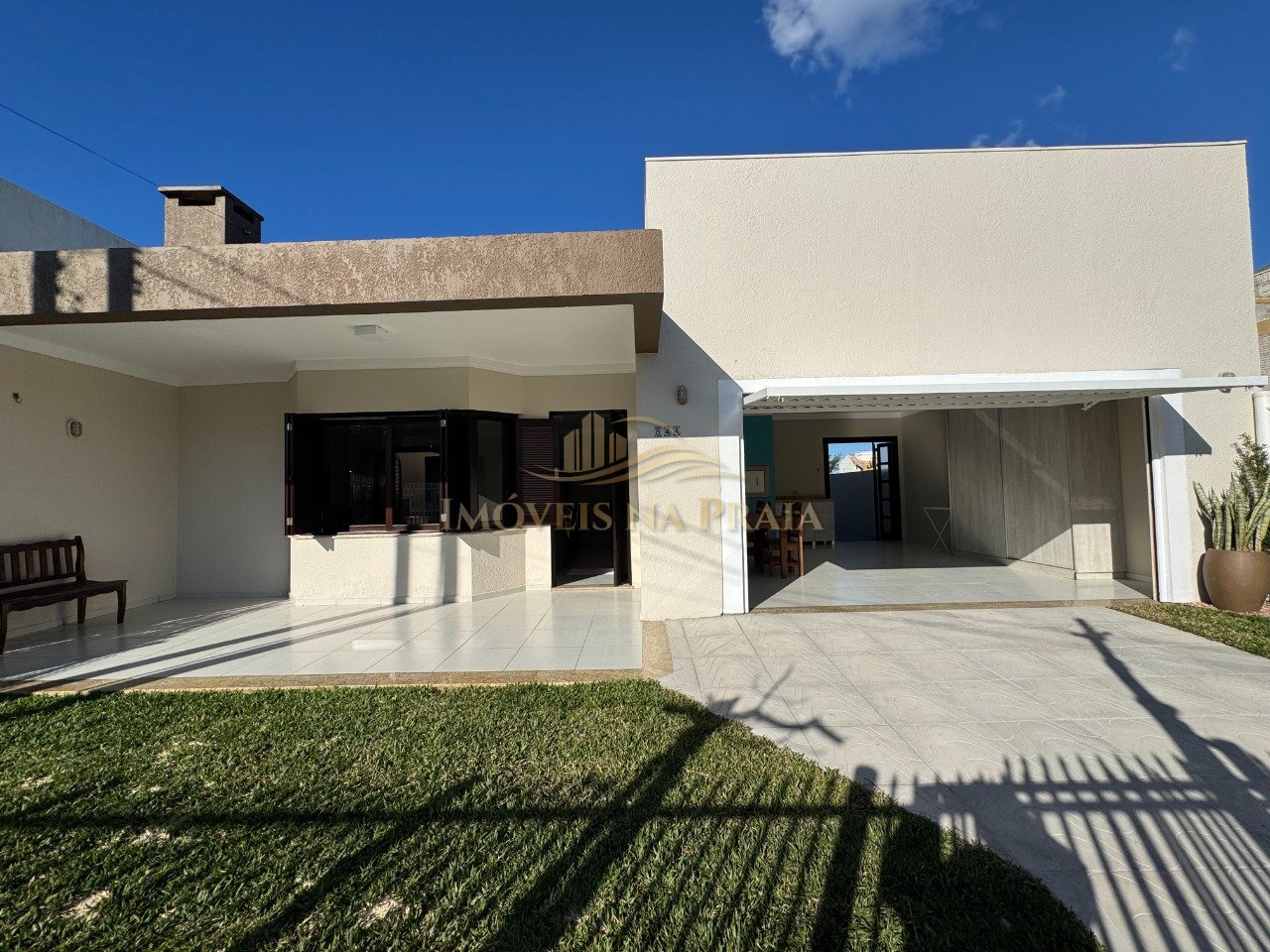 Foto 2 — Casa 3 Dormitórios em Noiva do Mar.
