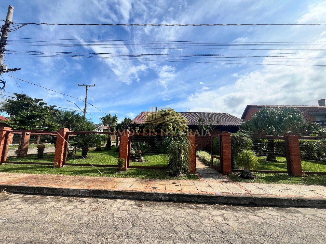 Casa 5 Dormitório(s) Bairro Atlântida