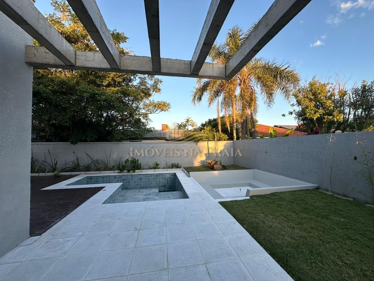 Foto 4 — Casa 4 dormitórios no bairro Atlântida