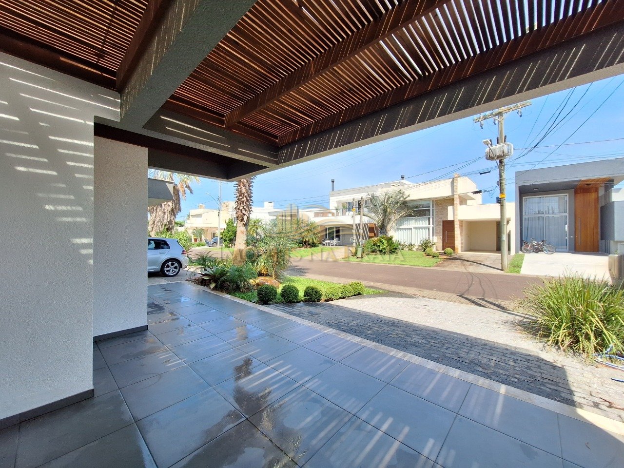 Foto 3 — Casa em Condomínio no Las Palmas.