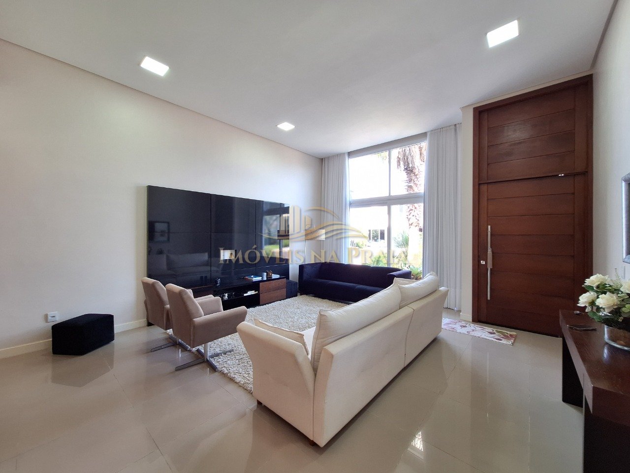 Foto 5 — Casa em Condomínio no Las Palmas.