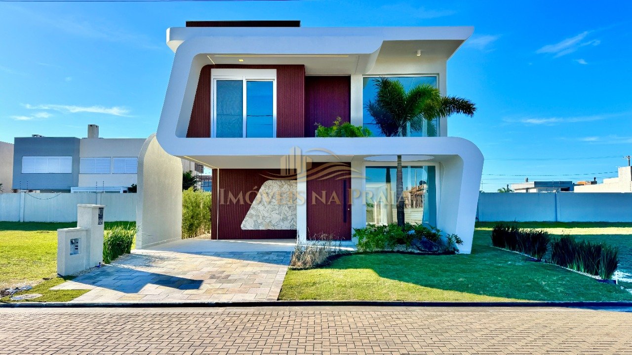 Casa em Condomínio no Amare.