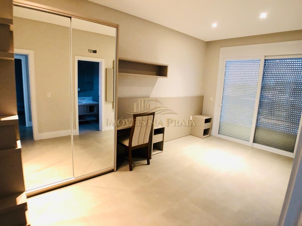 Foto 10 — Casa em Condomínio no La Plage.