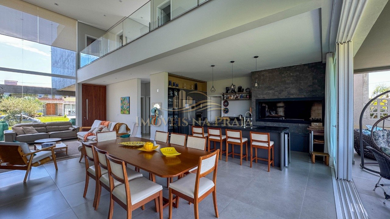 Foto 4 — Casa em Condomínio no Riviera.