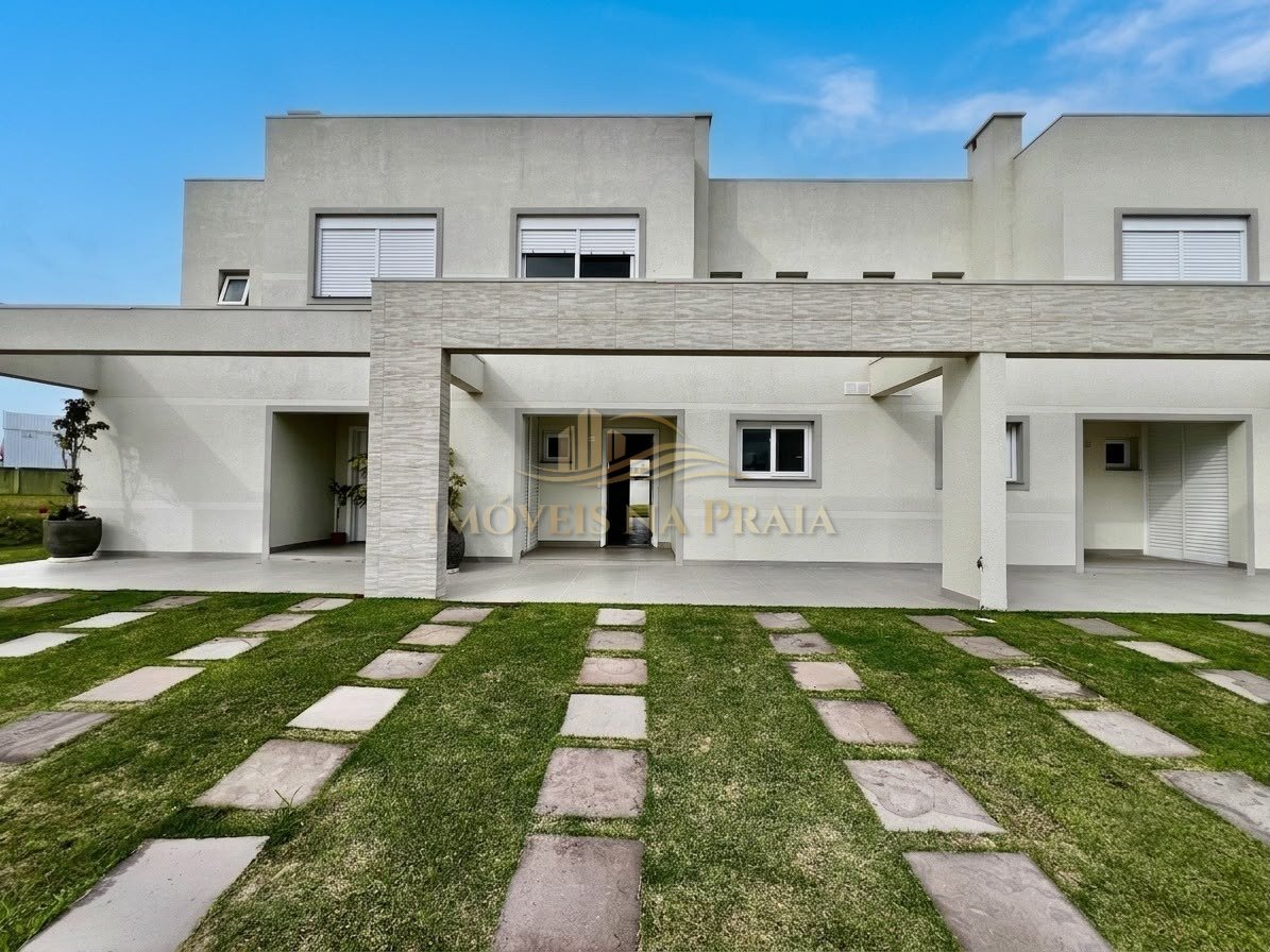 Casa em Condomínio no Páteo Marbella.