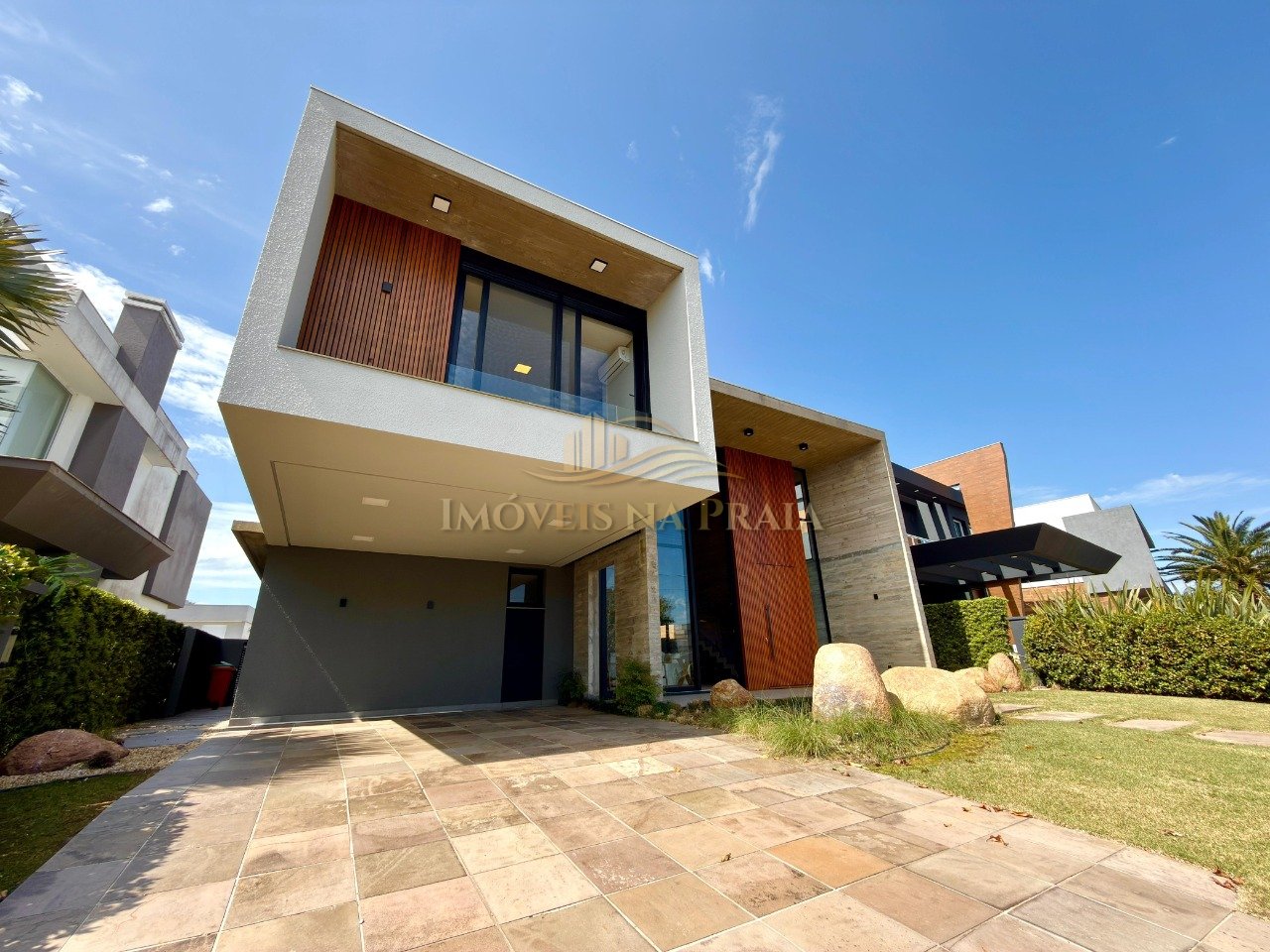 Foto 3 — Casa em Condomínio no Malibu Beach Residence.