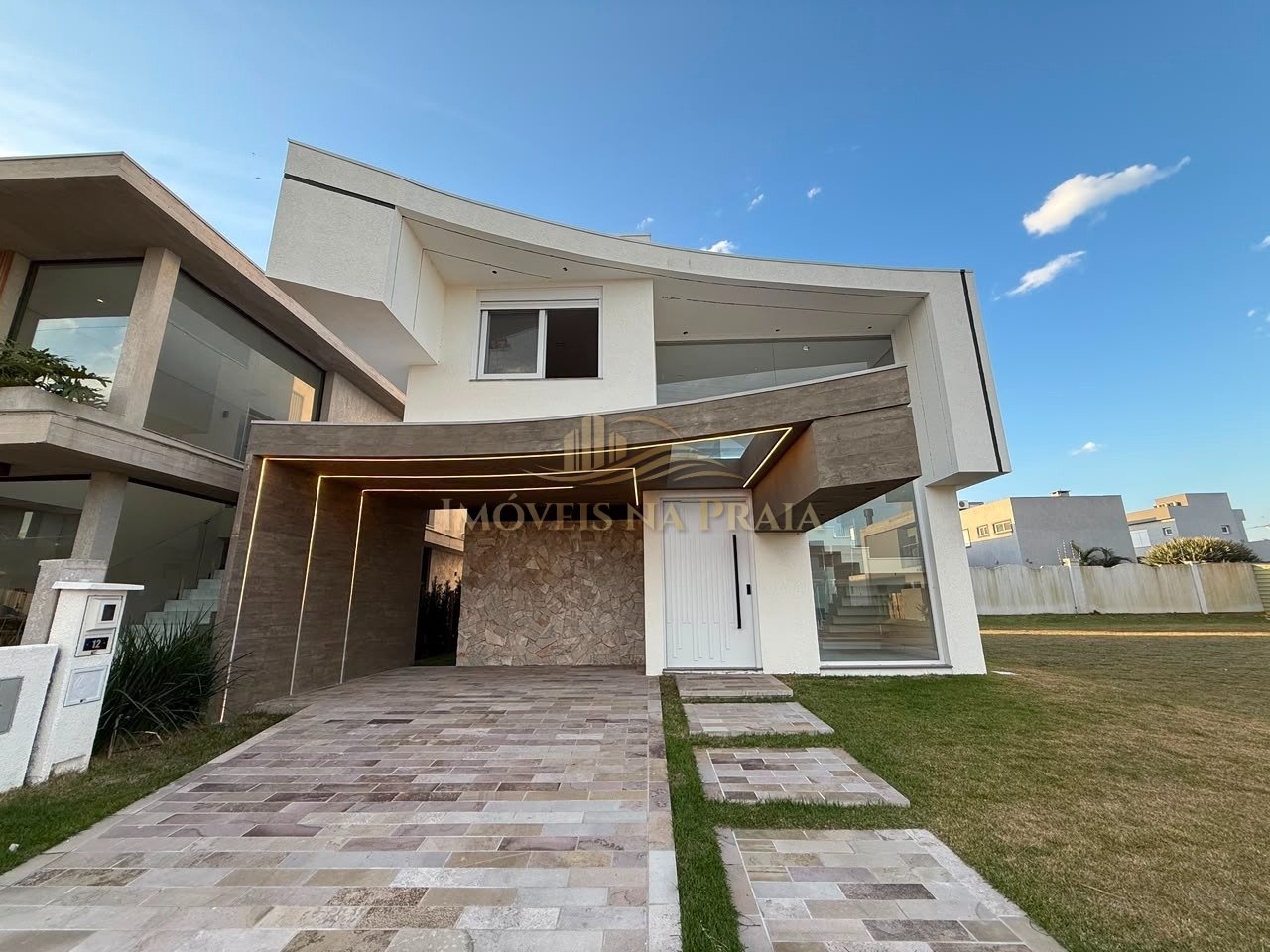 Casa em Condomínio no Amare.