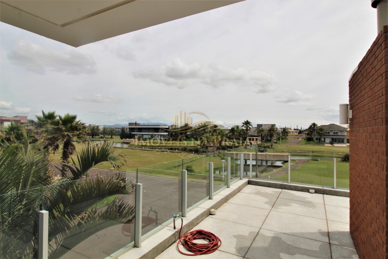 Foto 6 — Casa em Condomínio no Playa Vista.