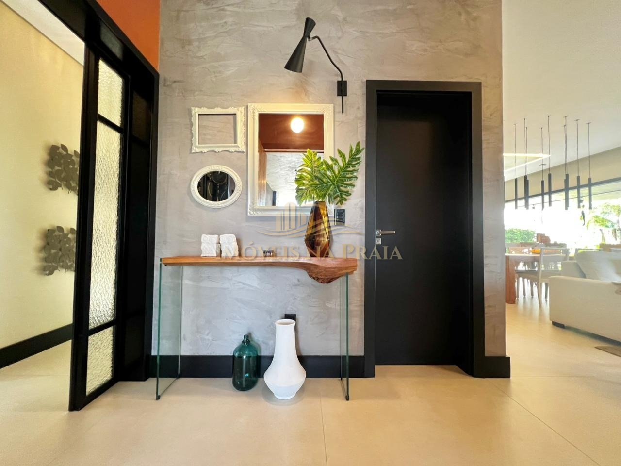 Foto 4 — Casa em Condomínio no Quintas do Lago.