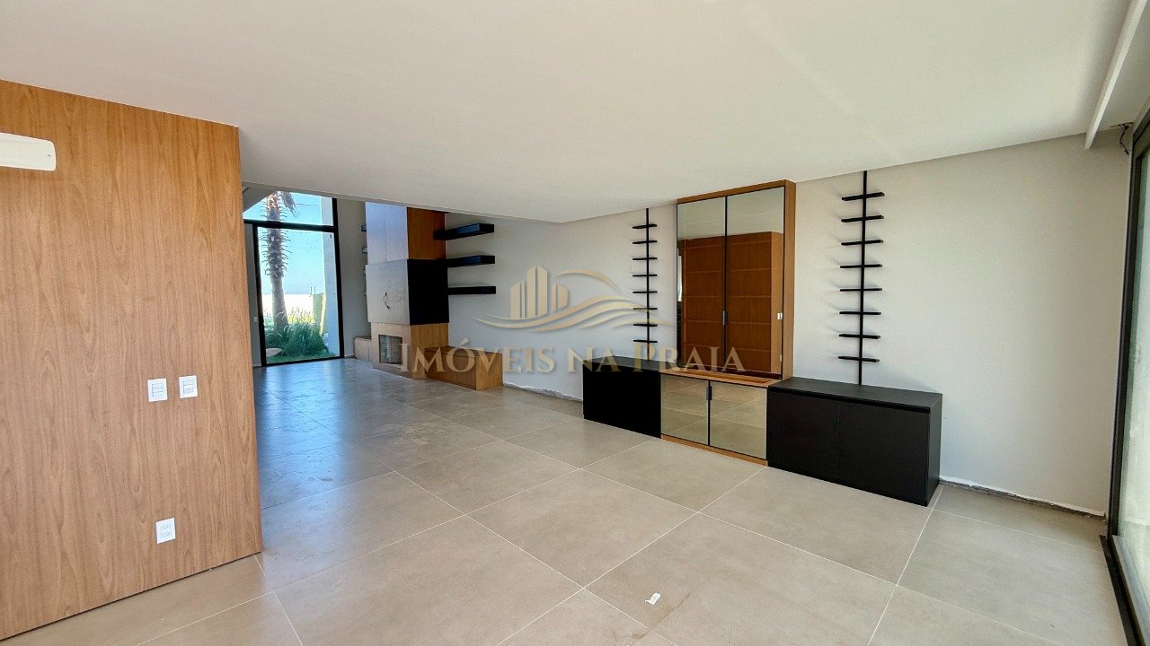 Foto 3 — Casa em Condomínio 4 dormitórios no bairro Allure Beach Condo