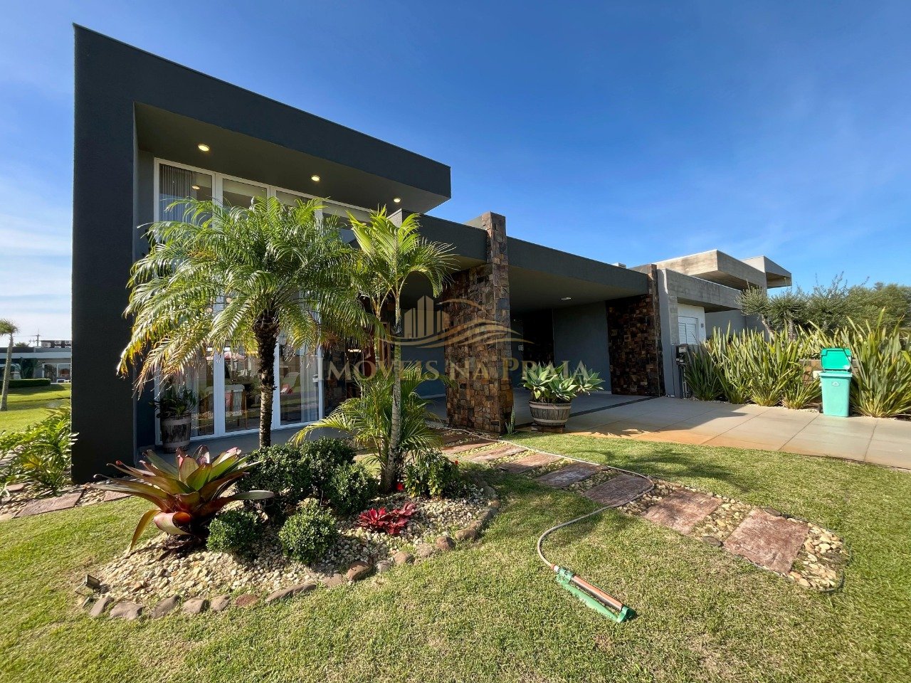 Foto 2 — Casa em Condomínio no Riviera Xangri-Lá.
