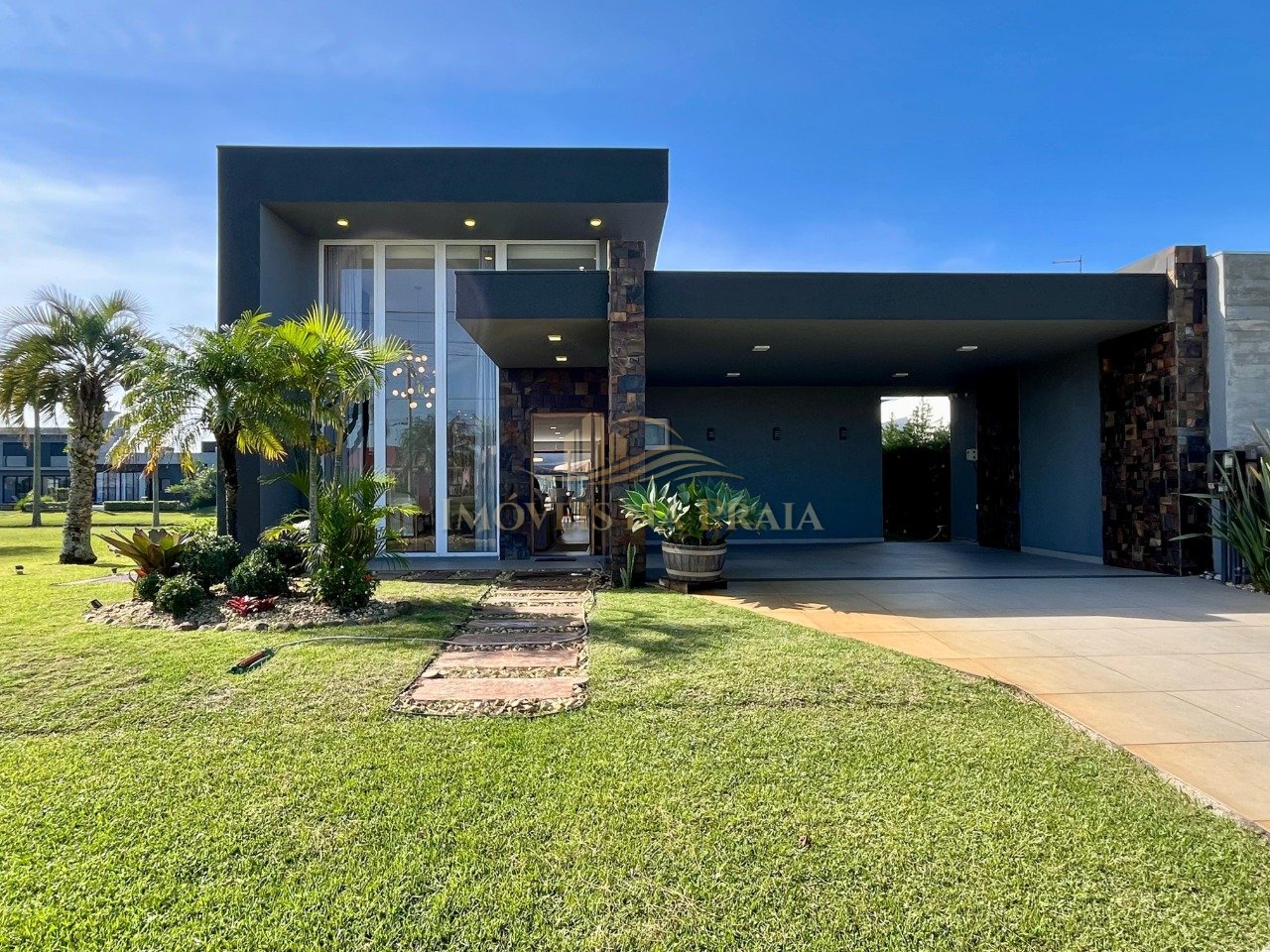 Casa em Condomínio no Riviera Xangri-Lá.