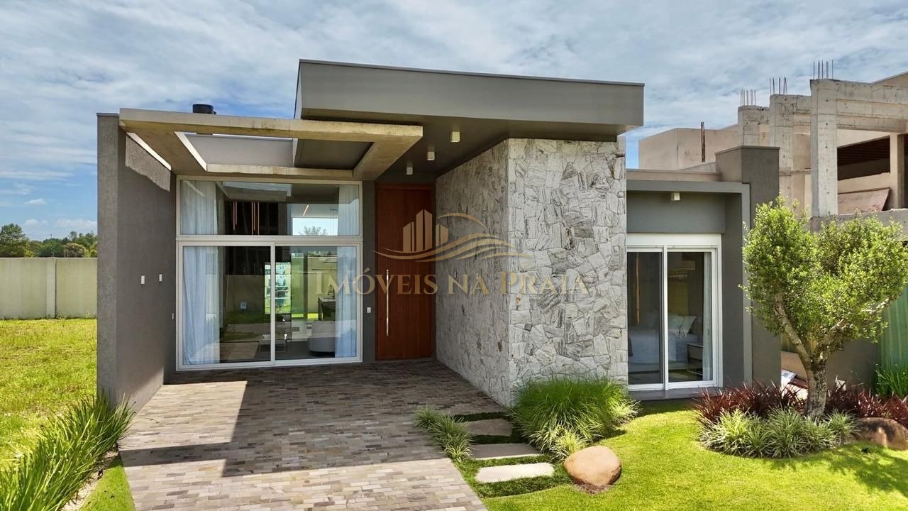 Foto 2 — Casa em Condomínio no Arenas Curumim.