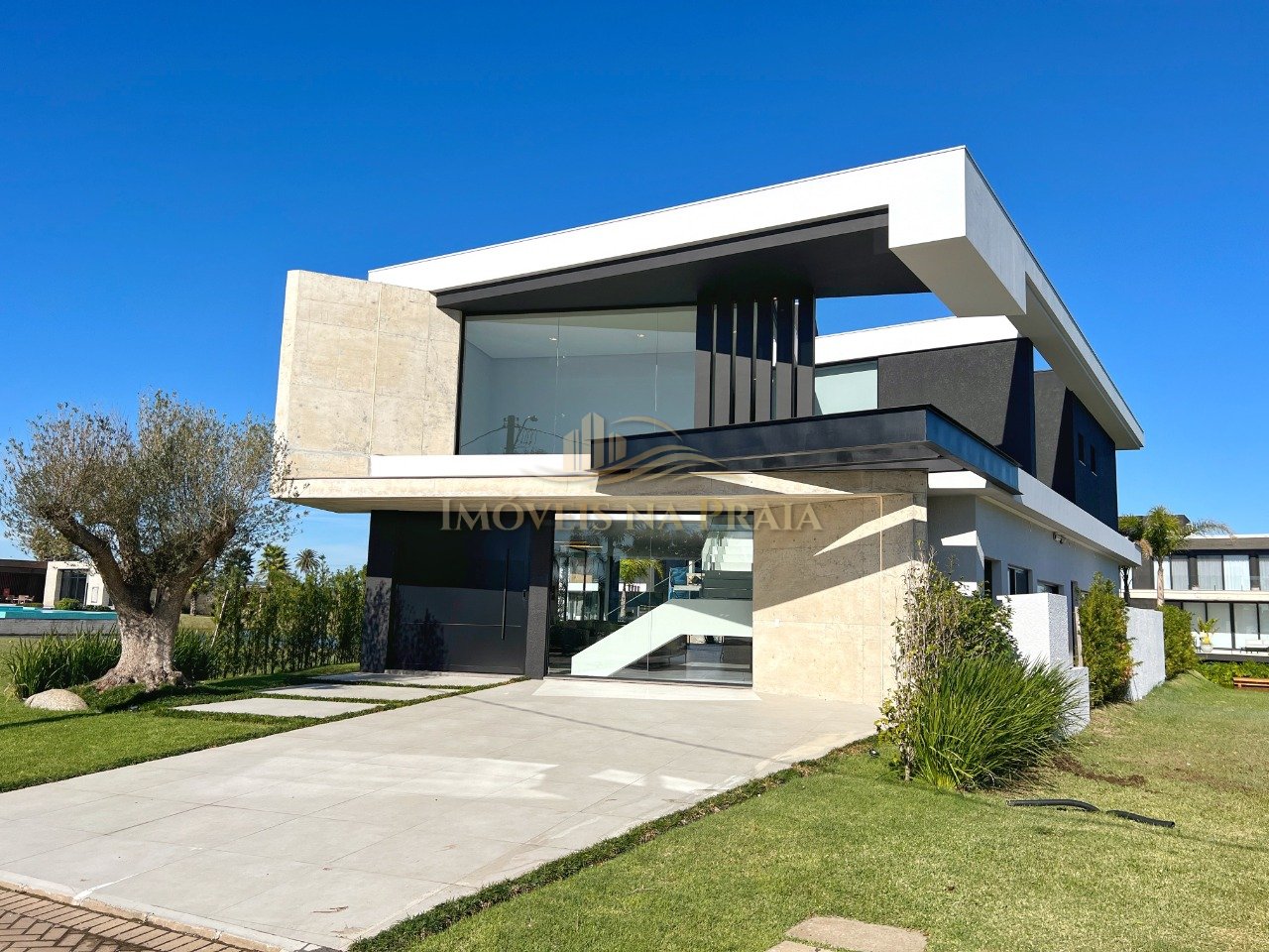 Casa em Condomínio no Sense Xangri-Lá.