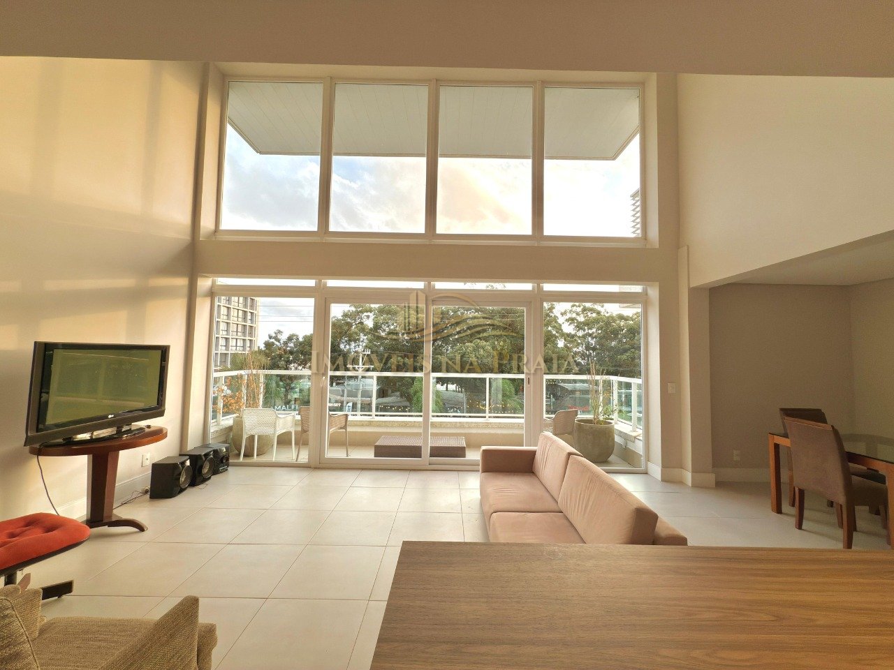Apartamento no Atlântida Green Square.
