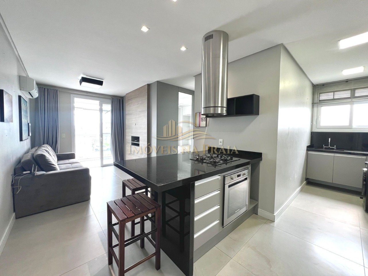 Loft no condomínio Rossi Atlântida.