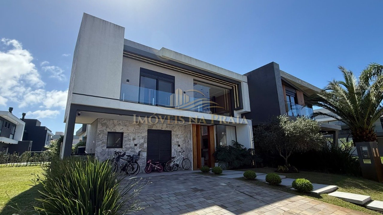 Foto 4 — Casa em condomínio no Sunset .