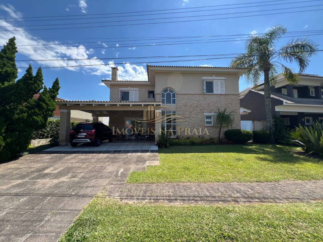 Casa em Condomínio no Atlântida Lagos Park.