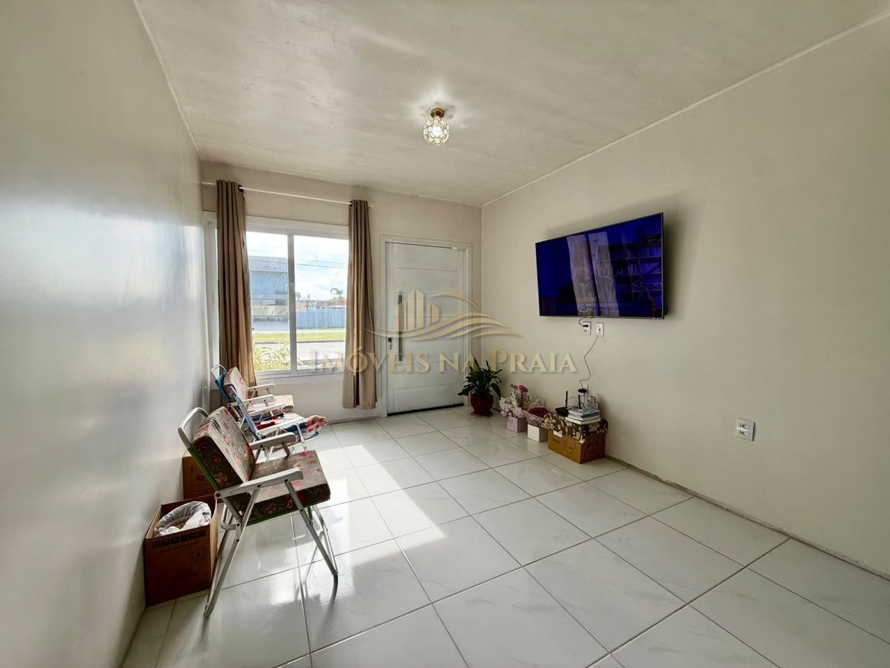 Foto 4 — Casa com 03 dormitórios na Noiva do Mar .