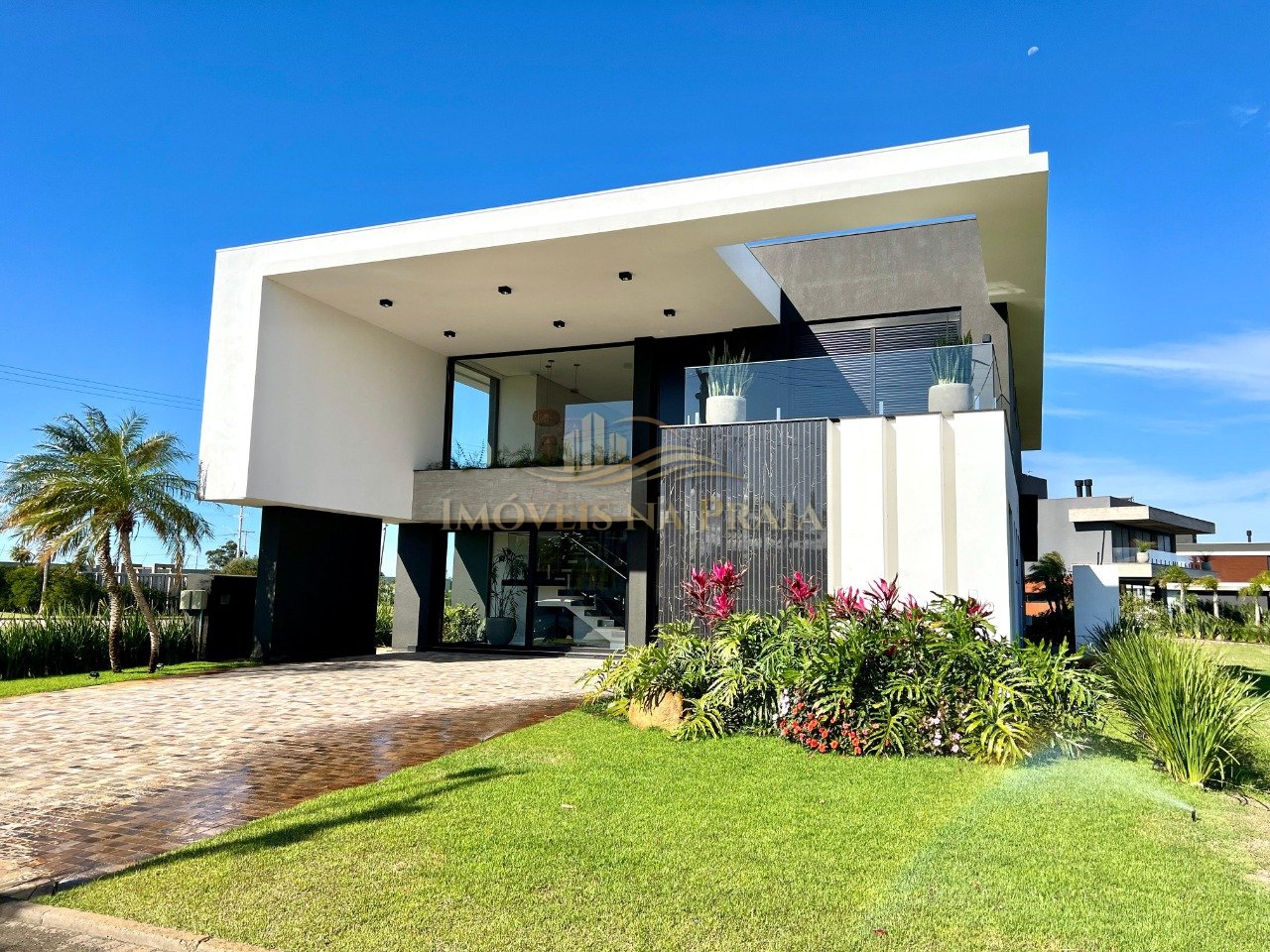 Casa em Condomínio no Sense Xangri-Lá.