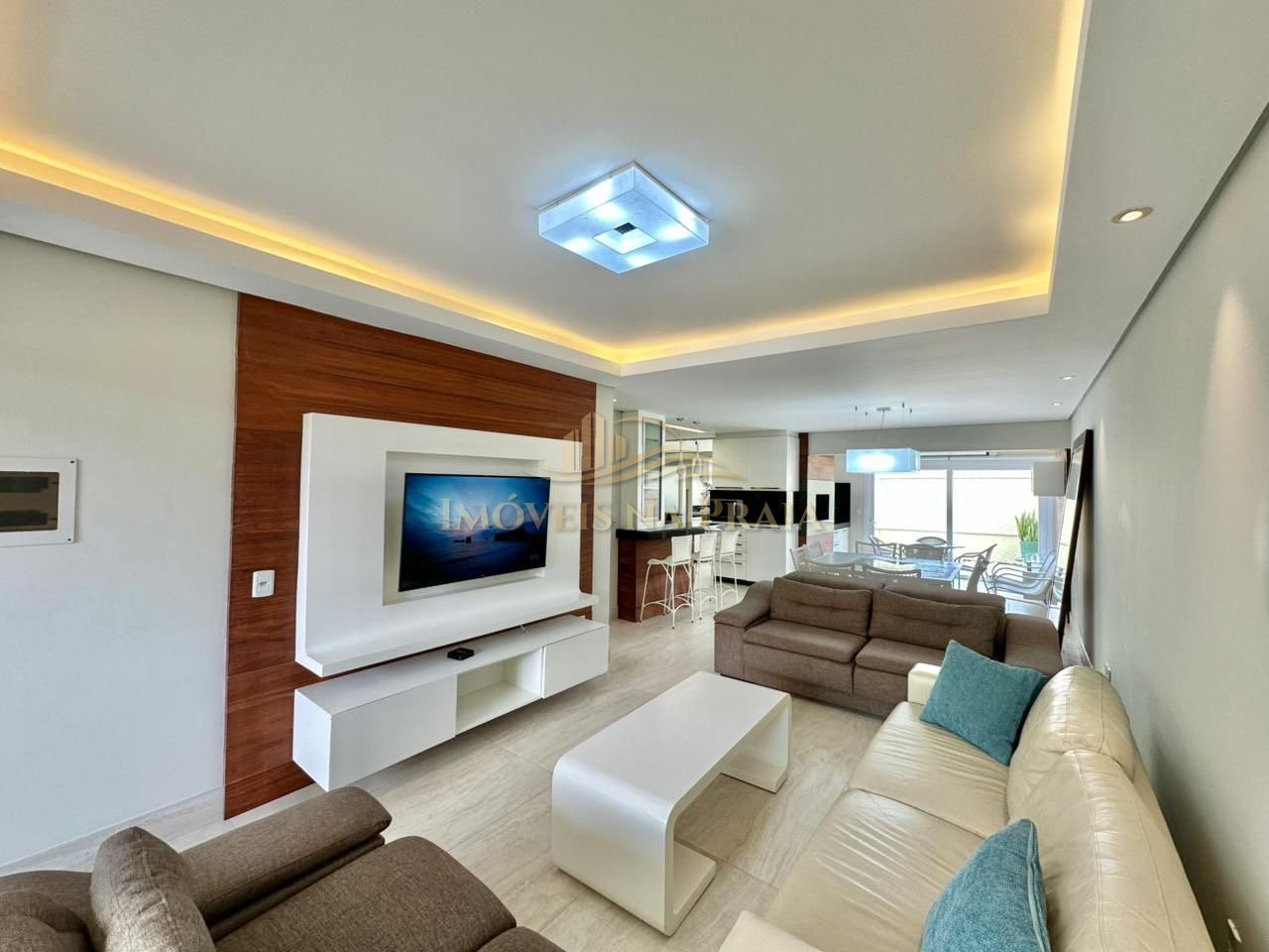 Casa em Condomínio no Villas Resort.