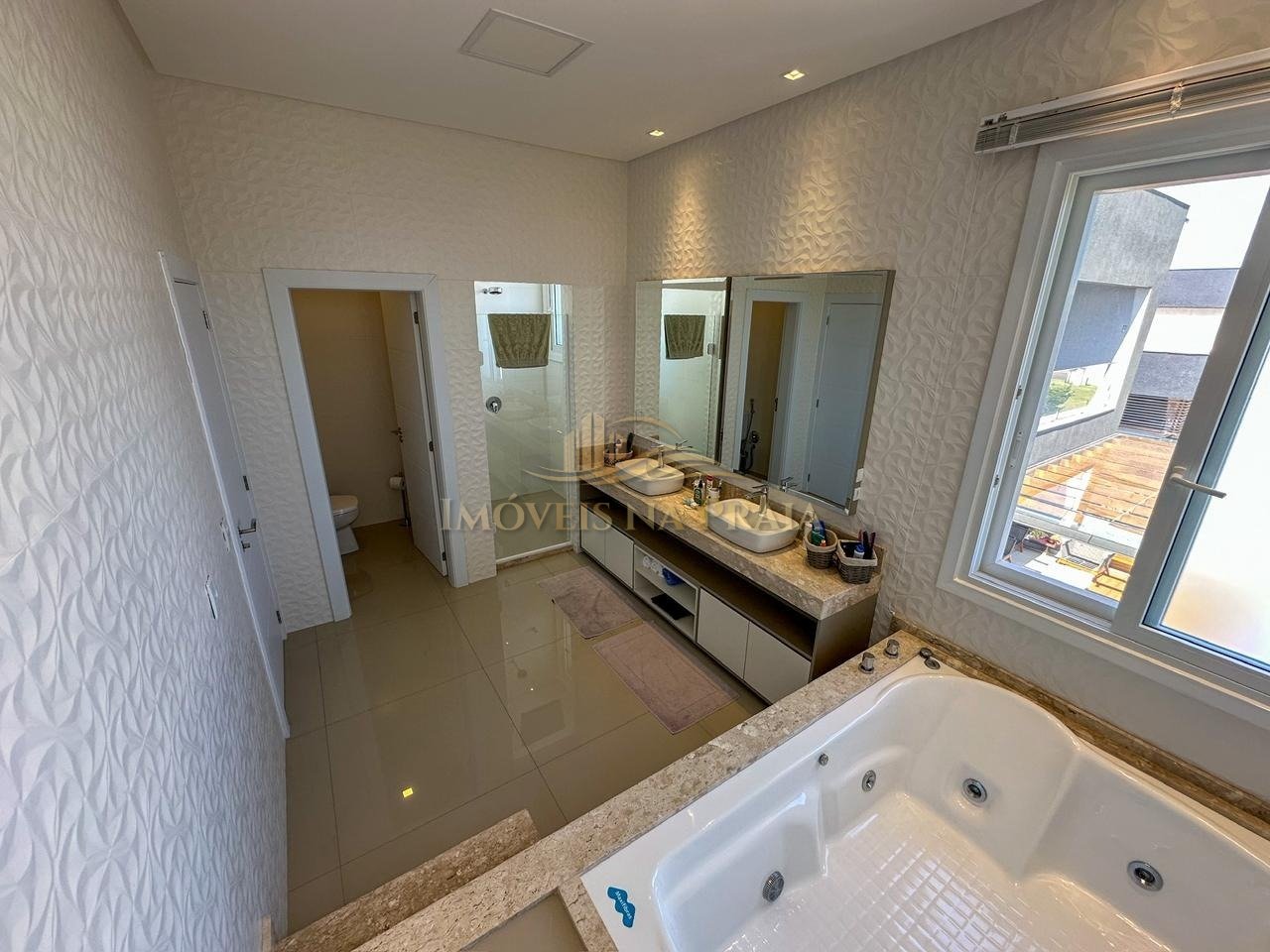 Foto 3 — Casa em Condomínio no Malibu Beach Residence.