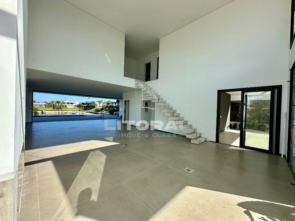 Foto 4 — Casa em Condomínio no Velas da Marina.