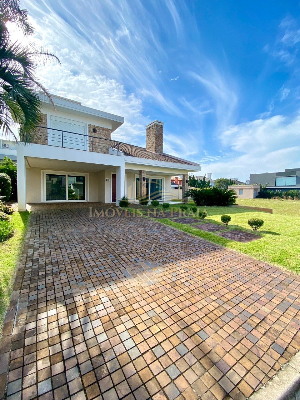 Casa em Condomínio no Playa Vista.