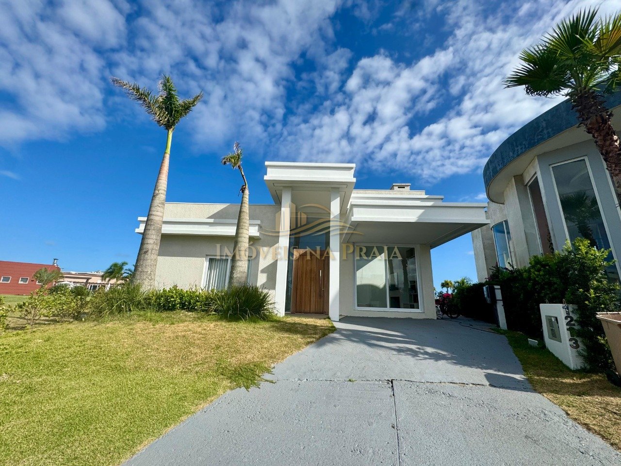 Casa em Condomínio no Riviera Xangri-Lá.