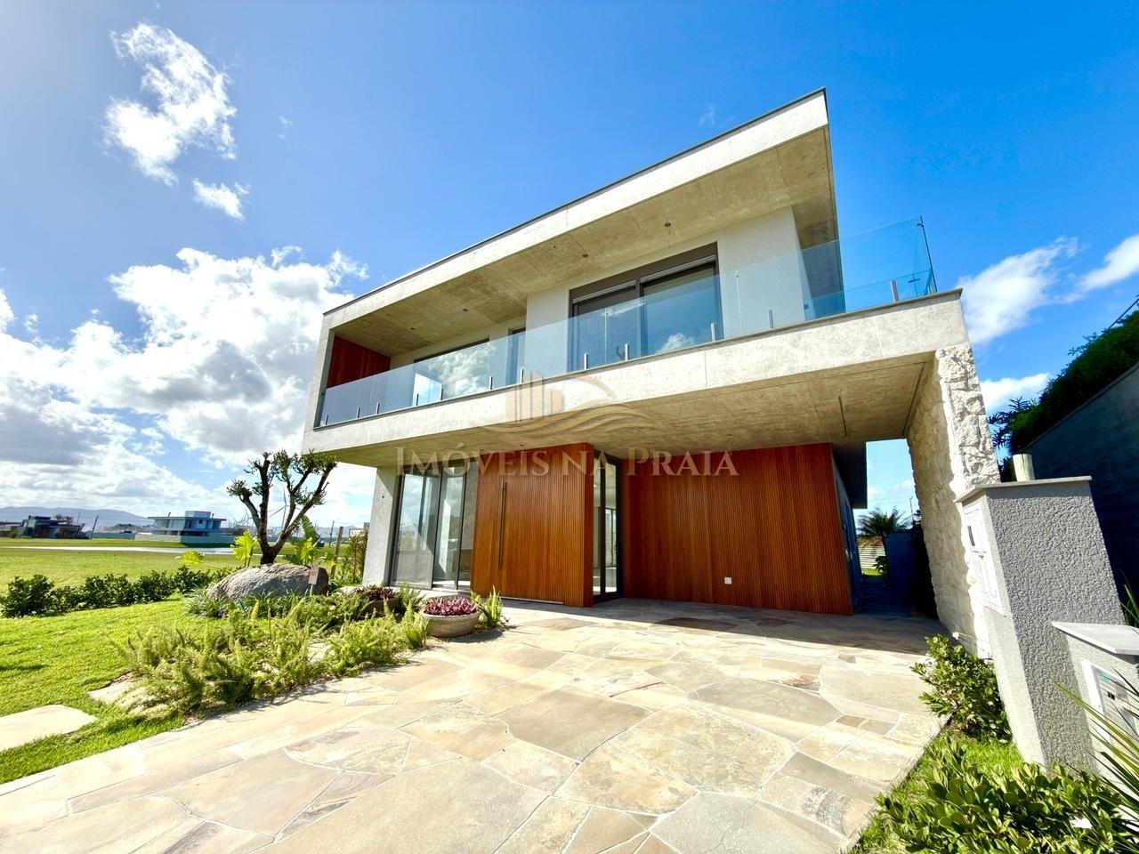 Casa em Condomínio no Amare.