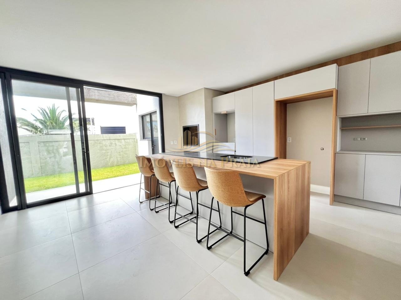 Foto 11 — Casa em Condomínio no Sunset.