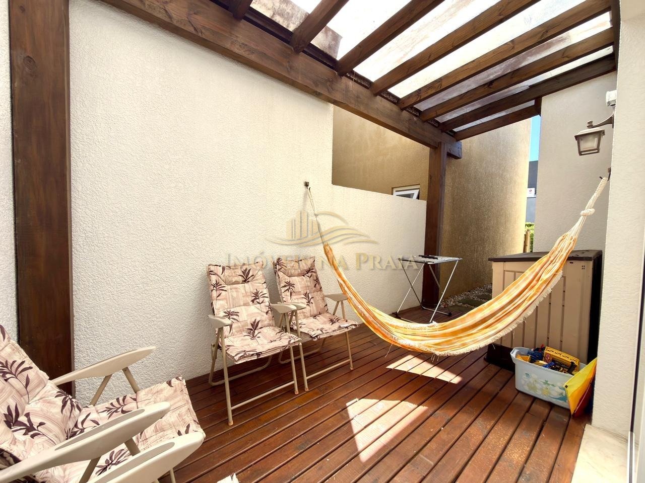 Foto 2 — Casa em Condomínio no Las Palmas.