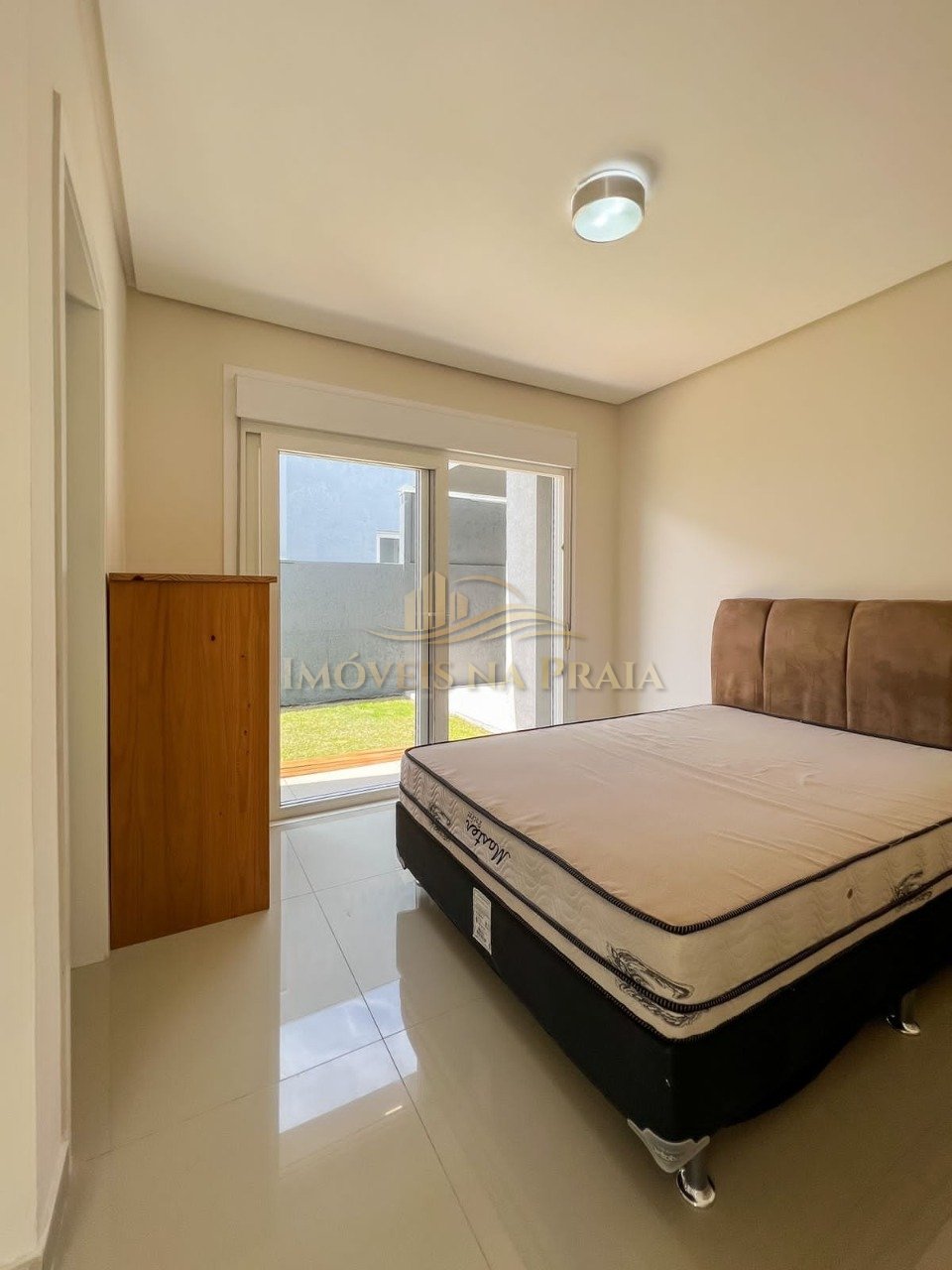 Foto 6 — Casa em Condomínio no Las Palmas.