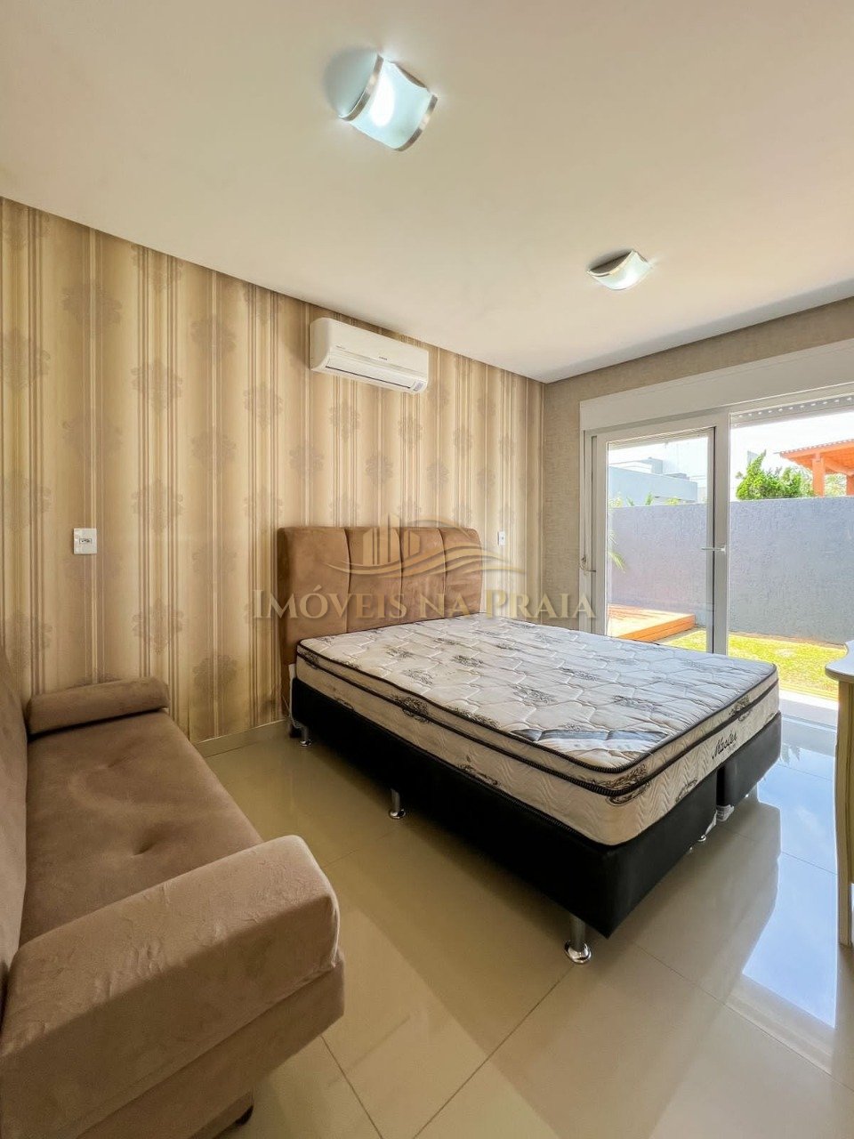 Foto 5 — Casa em Condomínio no Las Palmas.
