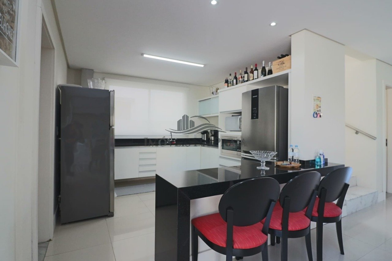 Foto 5 — Casa em Condomínio no Bosques de Atlântida.
