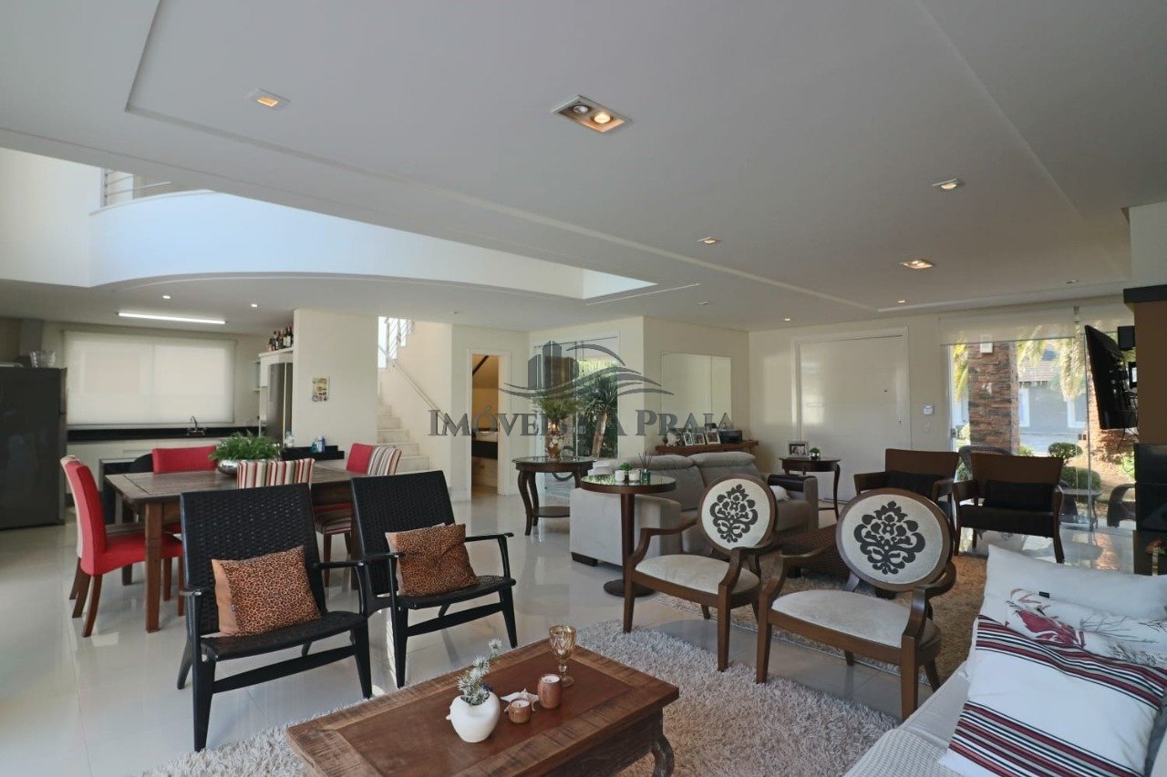 Foto 6 — Casa em Condomínio no Bosques de Atlântida.