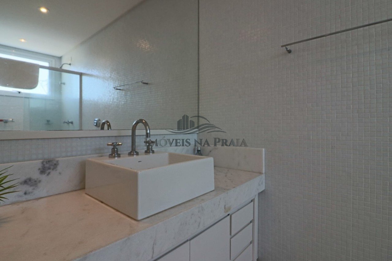 Foto 13 — Casa em Condomínio no Bosques de Atlântida.