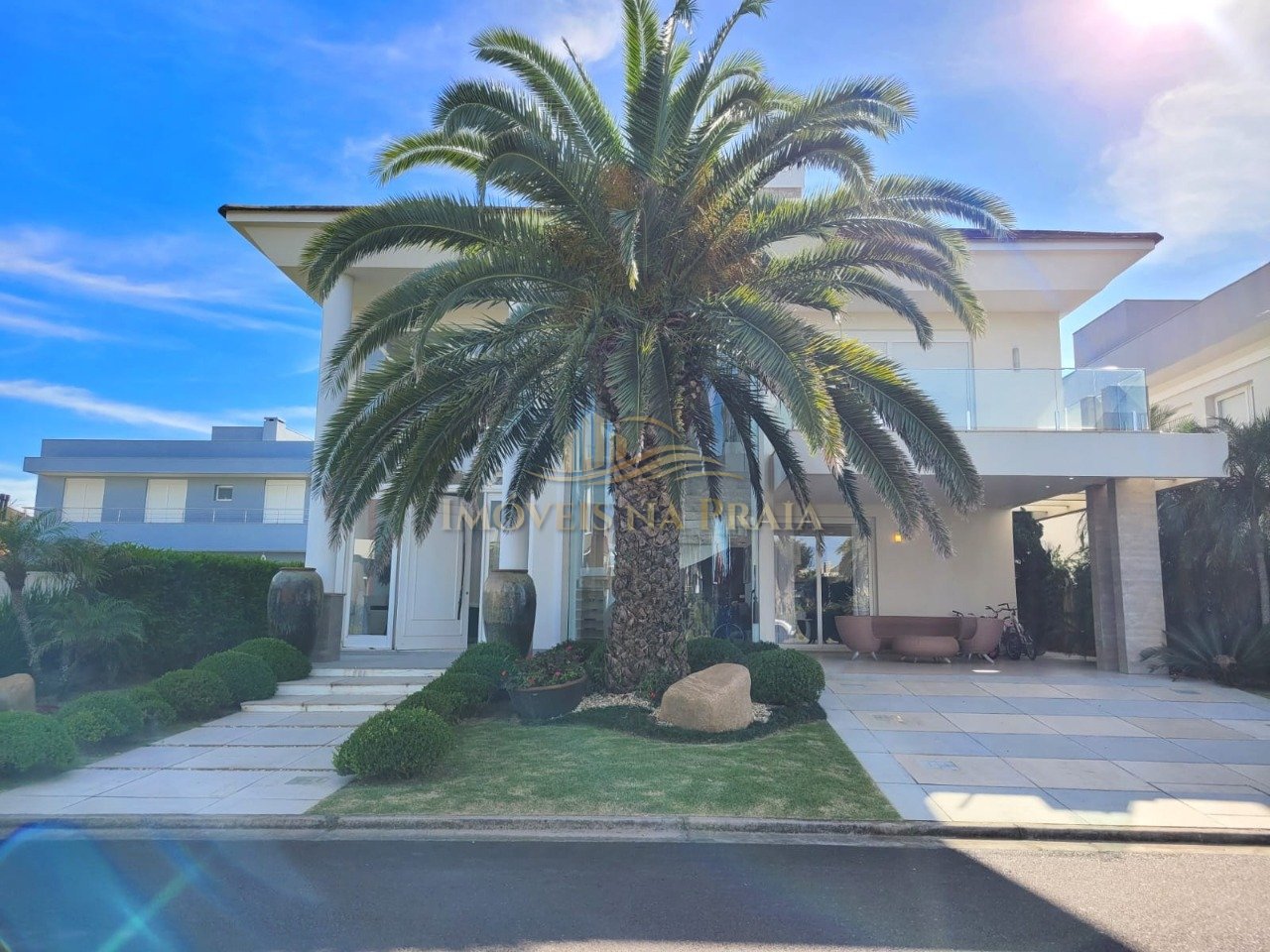 Casa em Condomínio no Playa Vista.