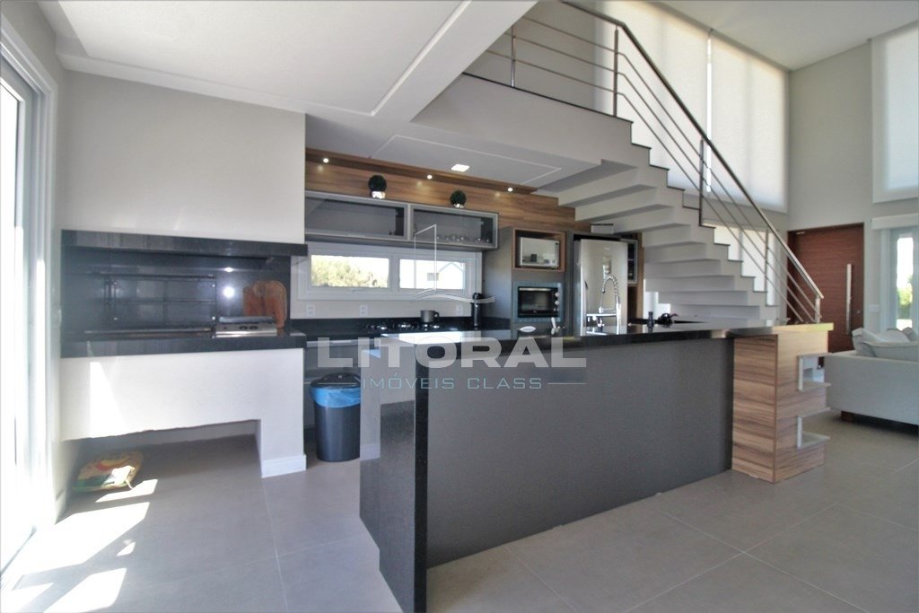 Foto 4 — Casa em Condomínio 4 Dormitório(s) Bairro Celebrat