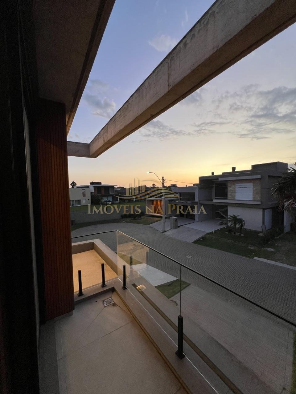 Foto 8 — Casa em Condomínio no Sunset.