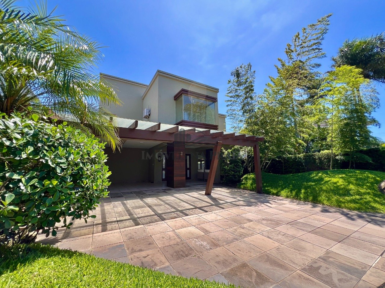 Casa em Condomínio no Atlântida Lagos Park.