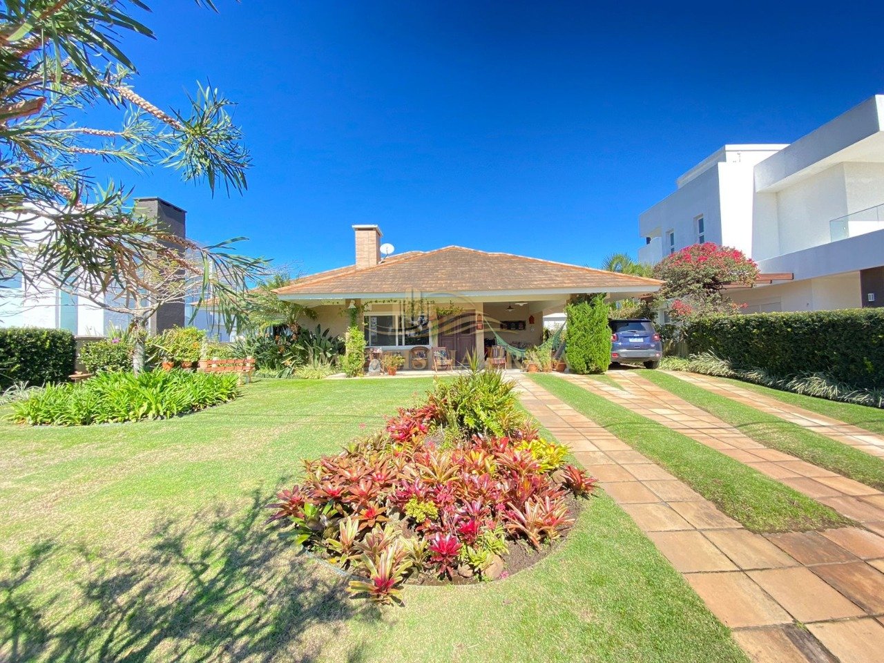 Foto 3 — Casa em Condomínio no Quintas do Lago.