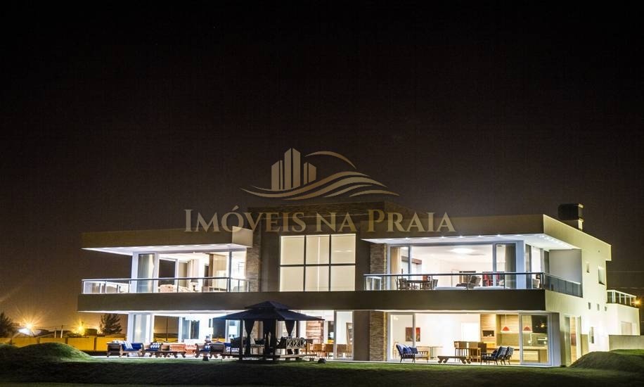 Casa em Condomínio no Riviera Xangri-Lá.