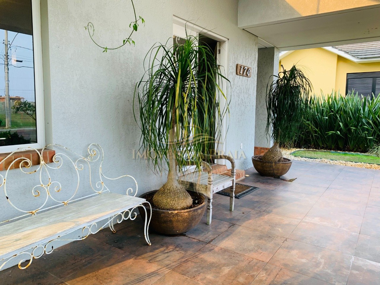 Foto 5 — Casa em Condomínio no Quintas do Lago.